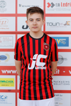 U16