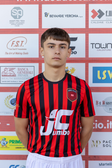 U17